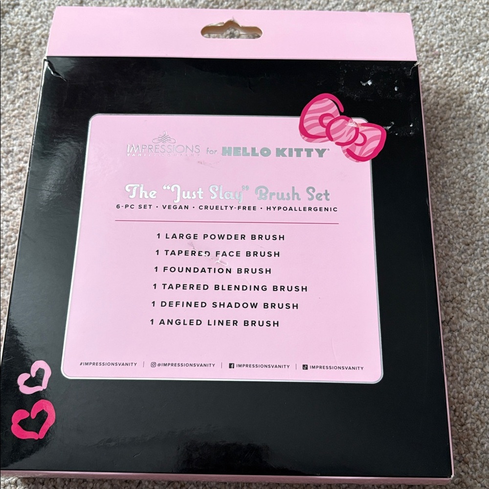 Hello Kitty Pink Spa Accessories Set - Picture 8 of 11